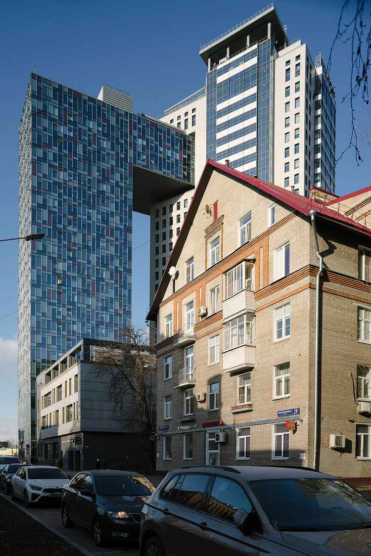 Photographer Yan Linn. Architectural neighborhood. Modern and historical buildings.. ART_6504.jpg