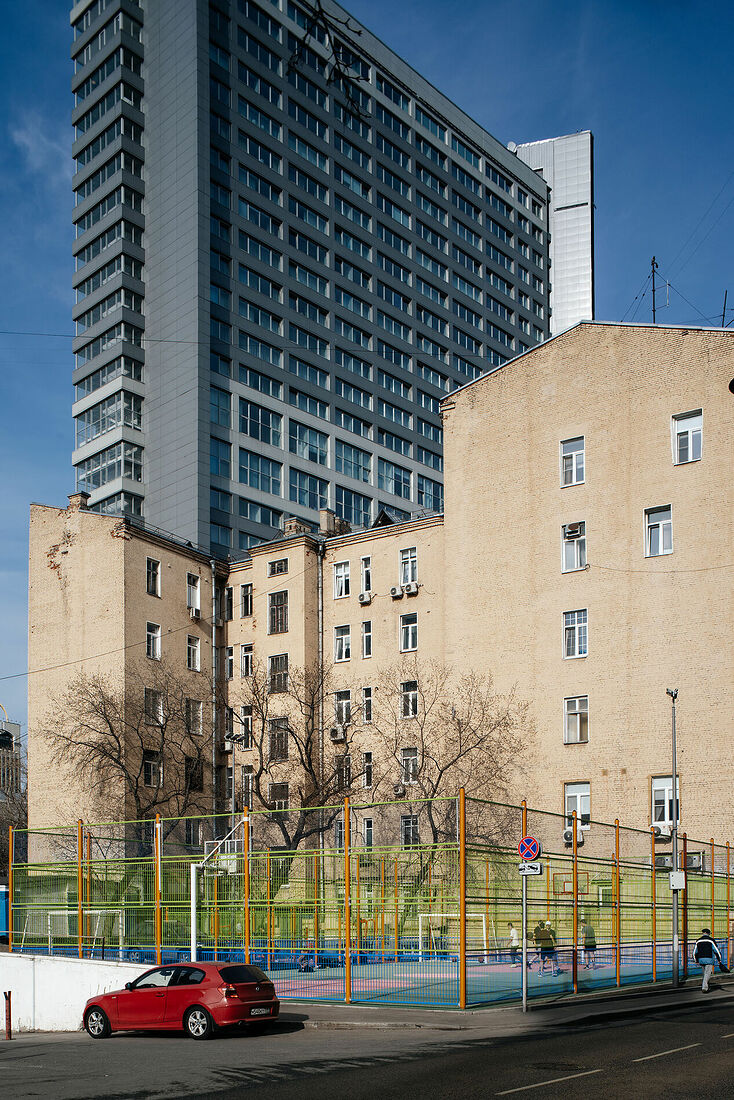 Photographer Yan Linn. Architectural neighborhood. Modern and historical buildings.. ART_7161.jpg