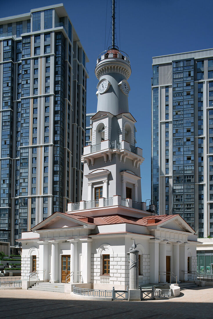 Photographer Yan Linn. Architectural neighborhood. Modern and historical buildings.. ART_9498.jpg